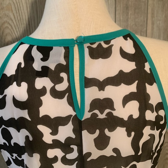 Beautiful dress tank top - Picture 7 of 7